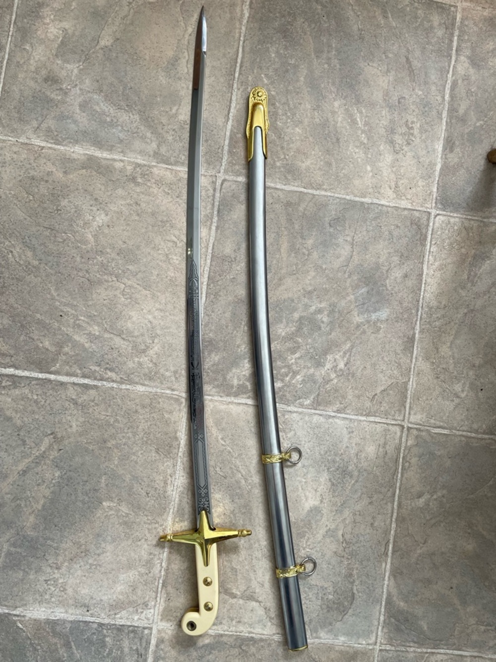 VINTAGE US Marines Dress Sword Antique